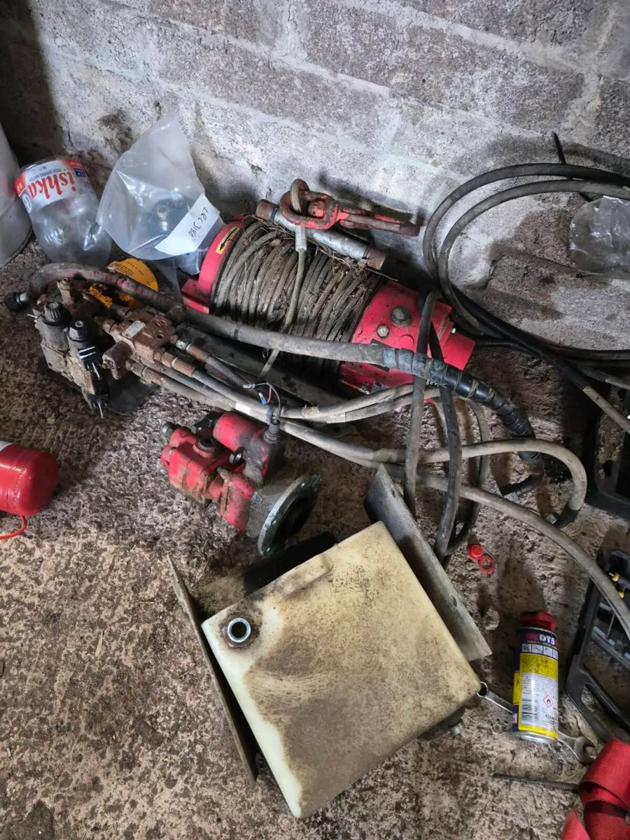 Hydraulic winch - Image 3