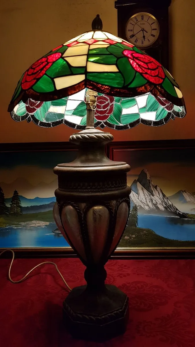 Vintage 34"Tall ArtDeco Bronze/Copper Tiffany Lamp - Image 4