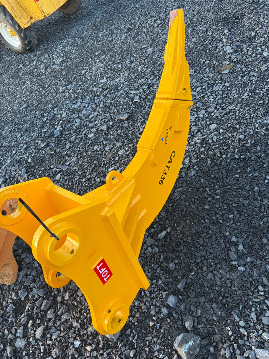 Unused Toft Ripper tooth 100mm pin suit 40-50t - Image 1