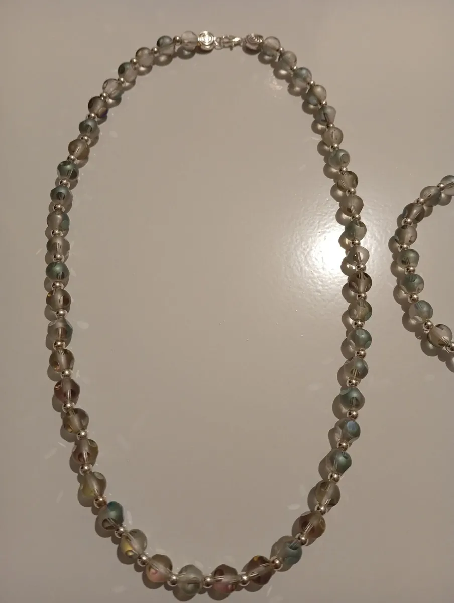 Necklace and matching bracelet set - Image 2