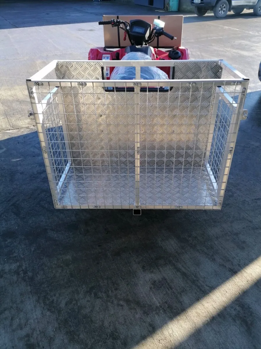 Quick Attach Quad Cages!! Lambing is Coming!!! - Image 1