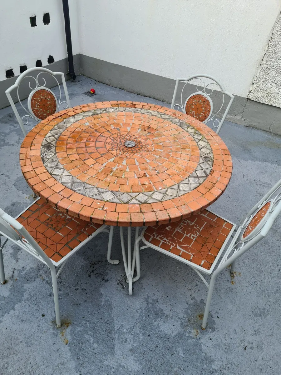 **Garden Table and 4 Matching Chairs outdoor** - Image 2