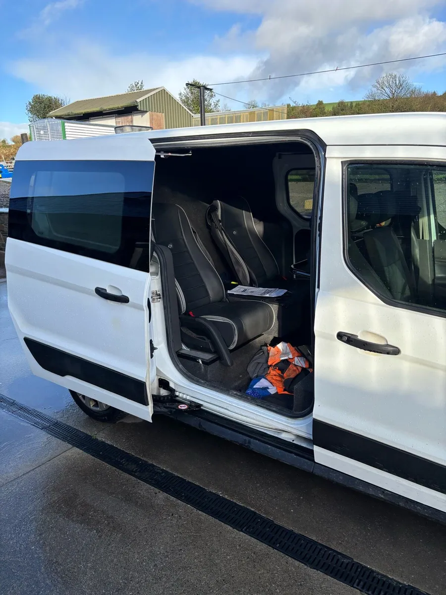 Ford Transit connect - Image 3