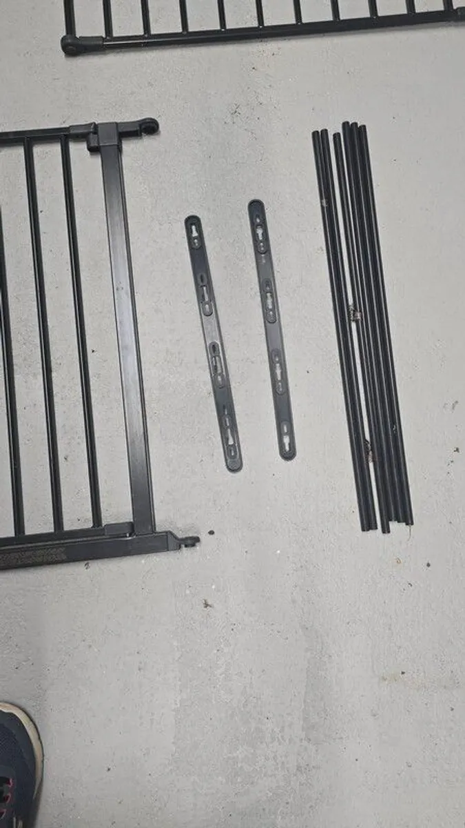 Baby Dan 2 No. Sets Fireguard / Room divider - Image 4