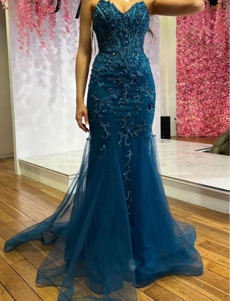 Debs dress - Image 3