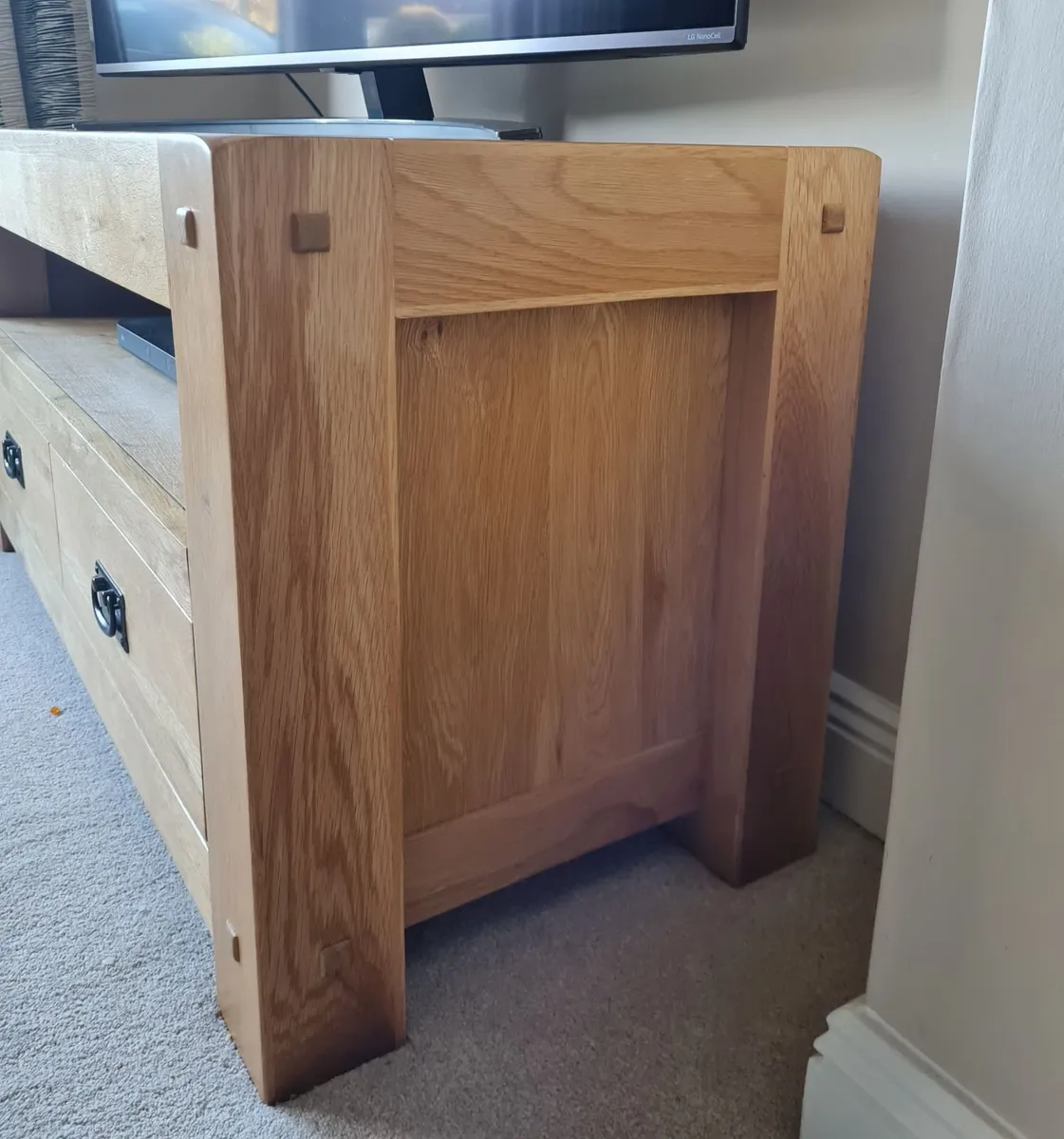 Solid Oak TV Unit - Image 2
