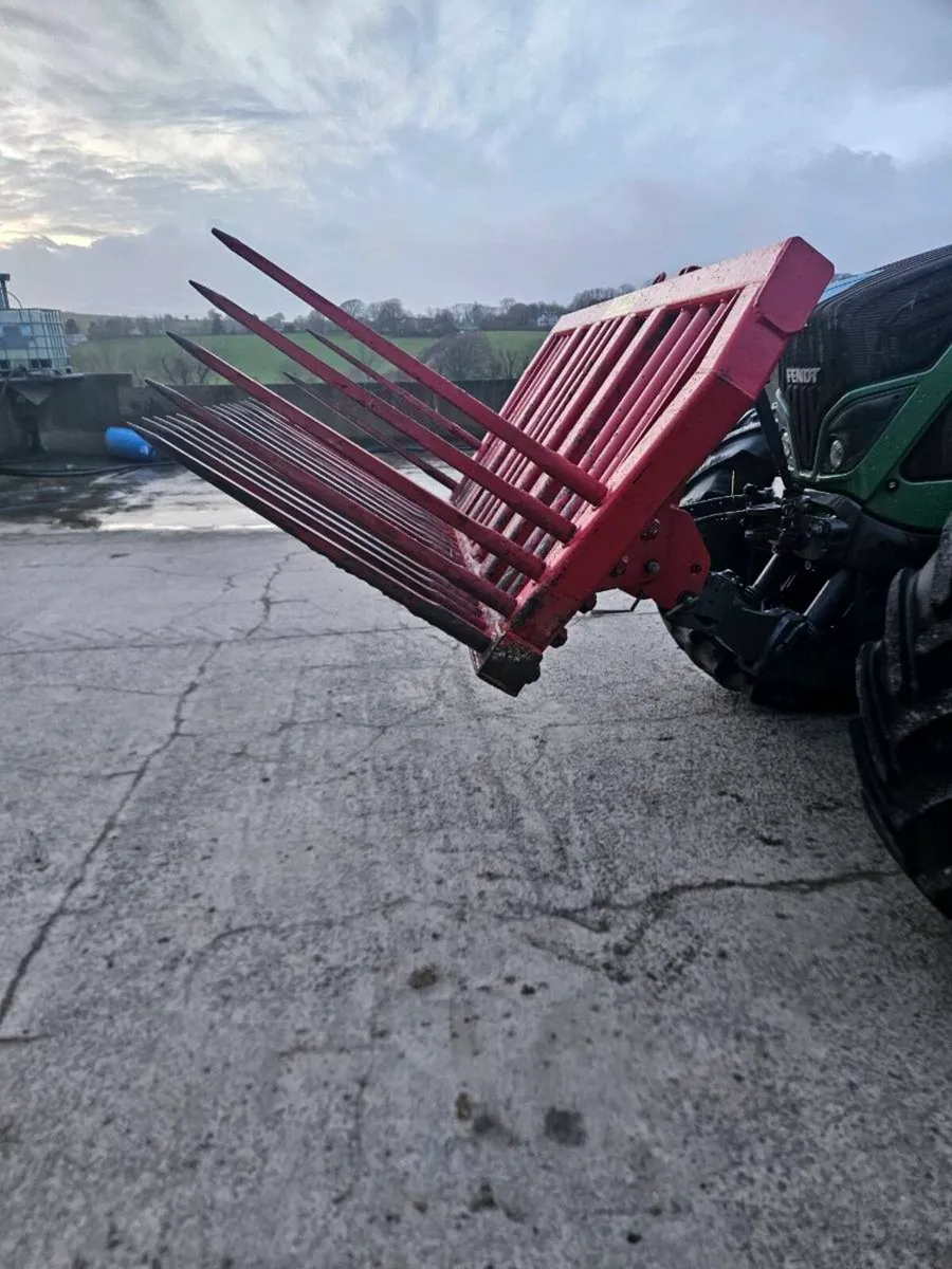 Hydraulic A frame - Image 2