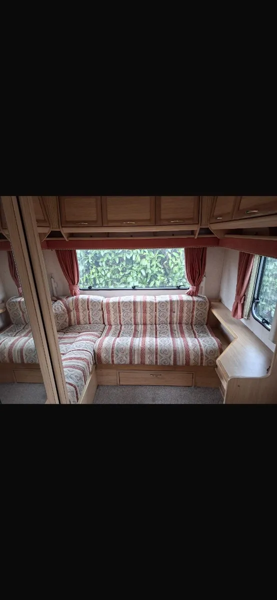 Caravan - Image 3