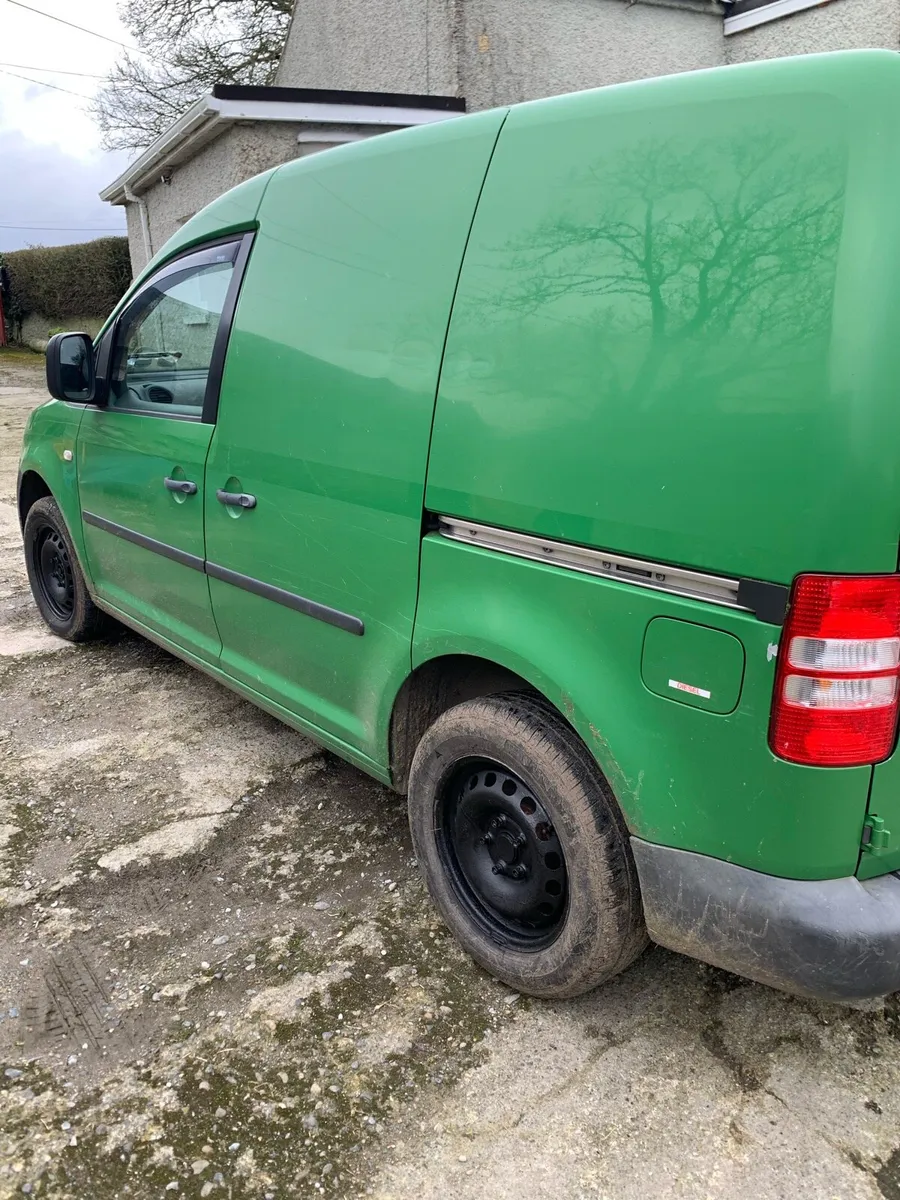 VW Caddy - Image 4
