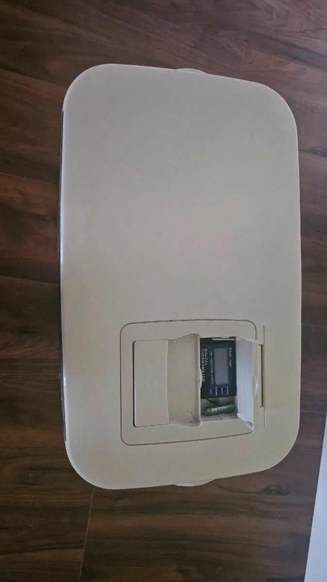 Nomad cooler box - Image 2