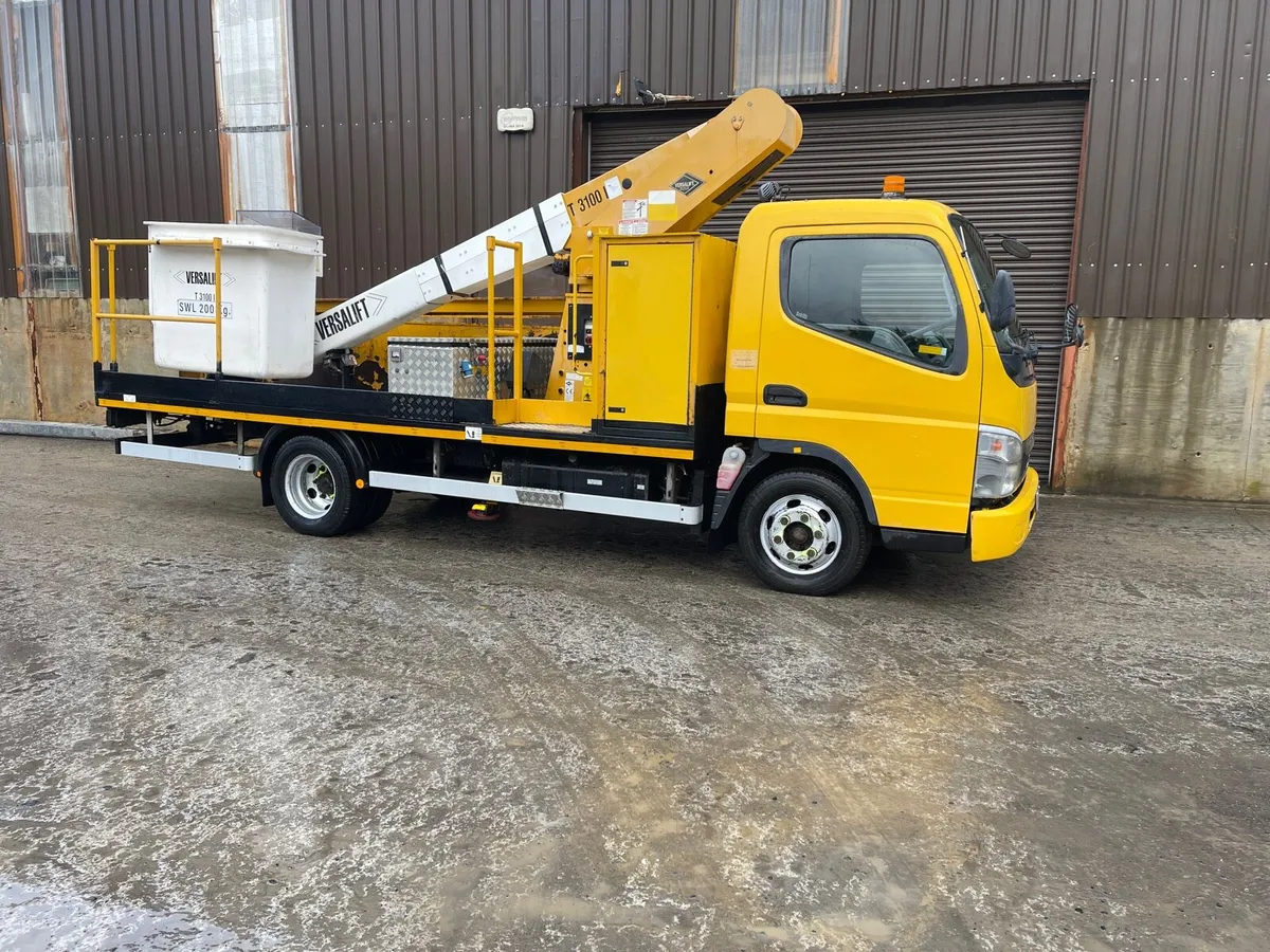 Mitsubishi Canter CherryPicker AUTO DIESEL 13800KM - Image 2
