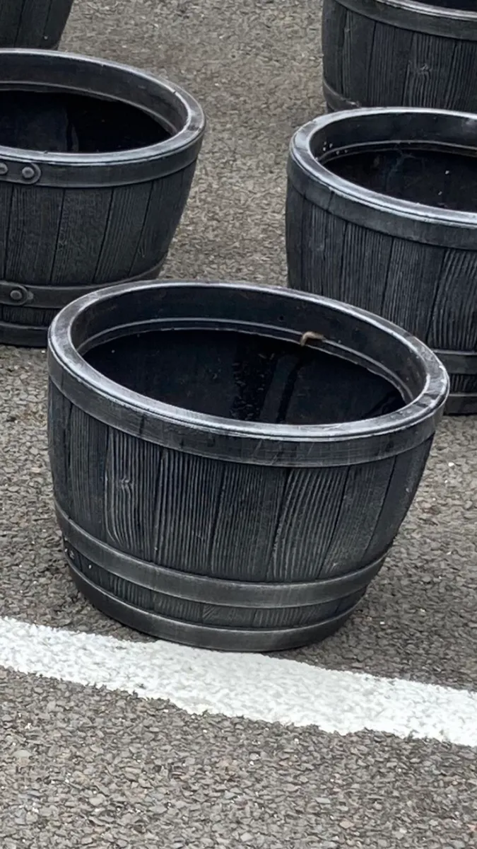 12 x Plant Pots Half Barrel - Image 1