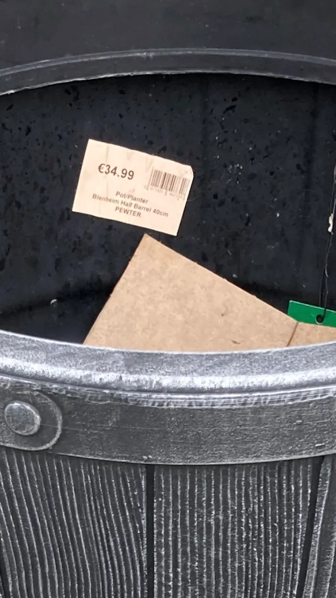 12 x Plant Pots Half Barrel - Image 4