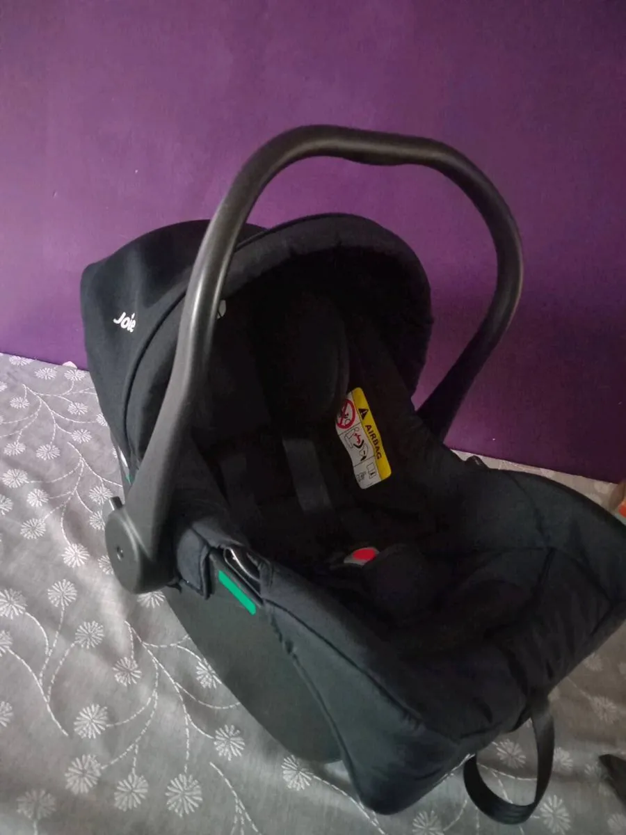 Baby car seat - Image 2