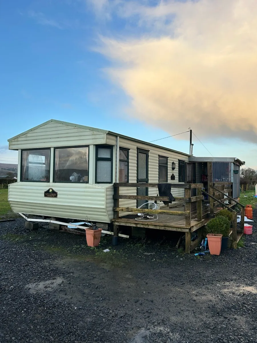 Mobile home - Image 1