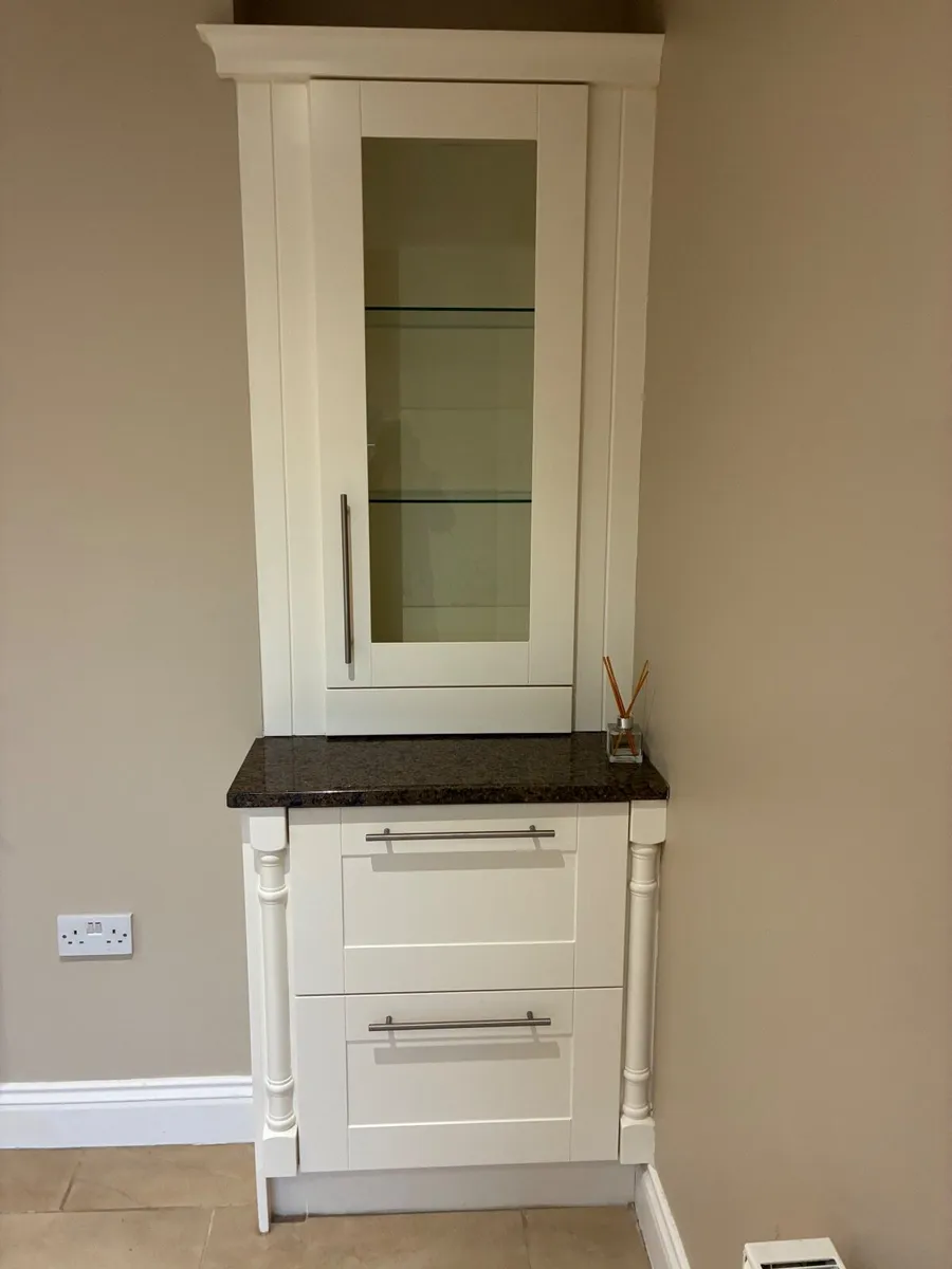 Kitchen including appliances - Image 2