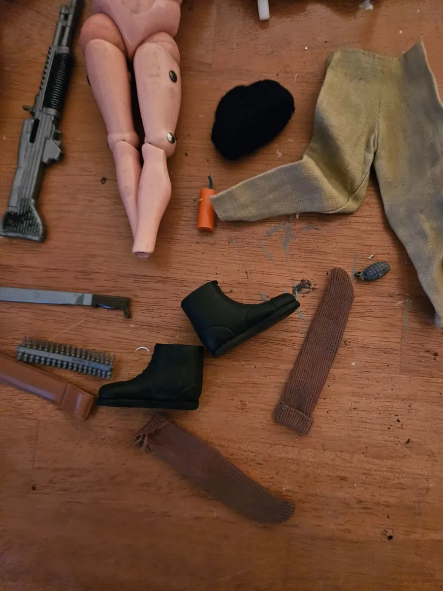 Vintage Action Man 1970's with Accessories - Image 2