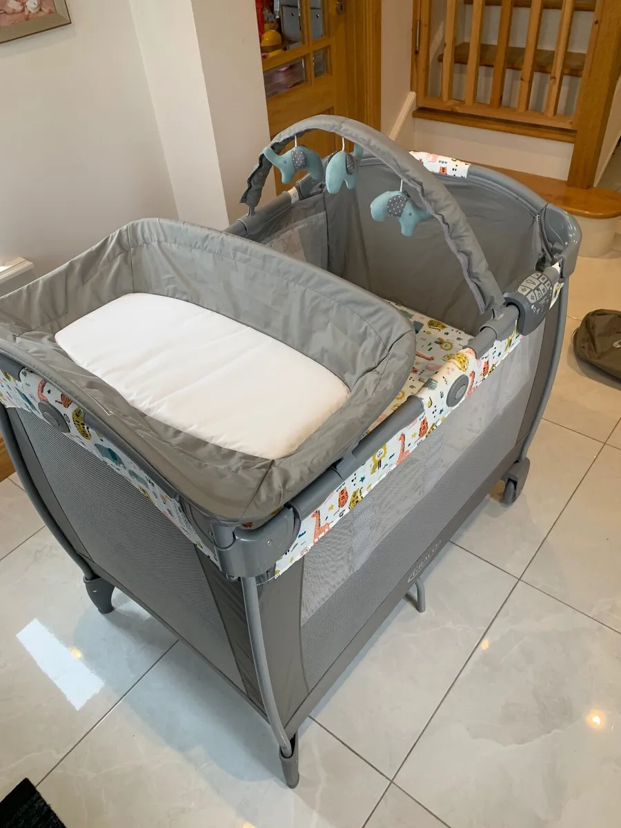 Grace Travel Cot - Image 4