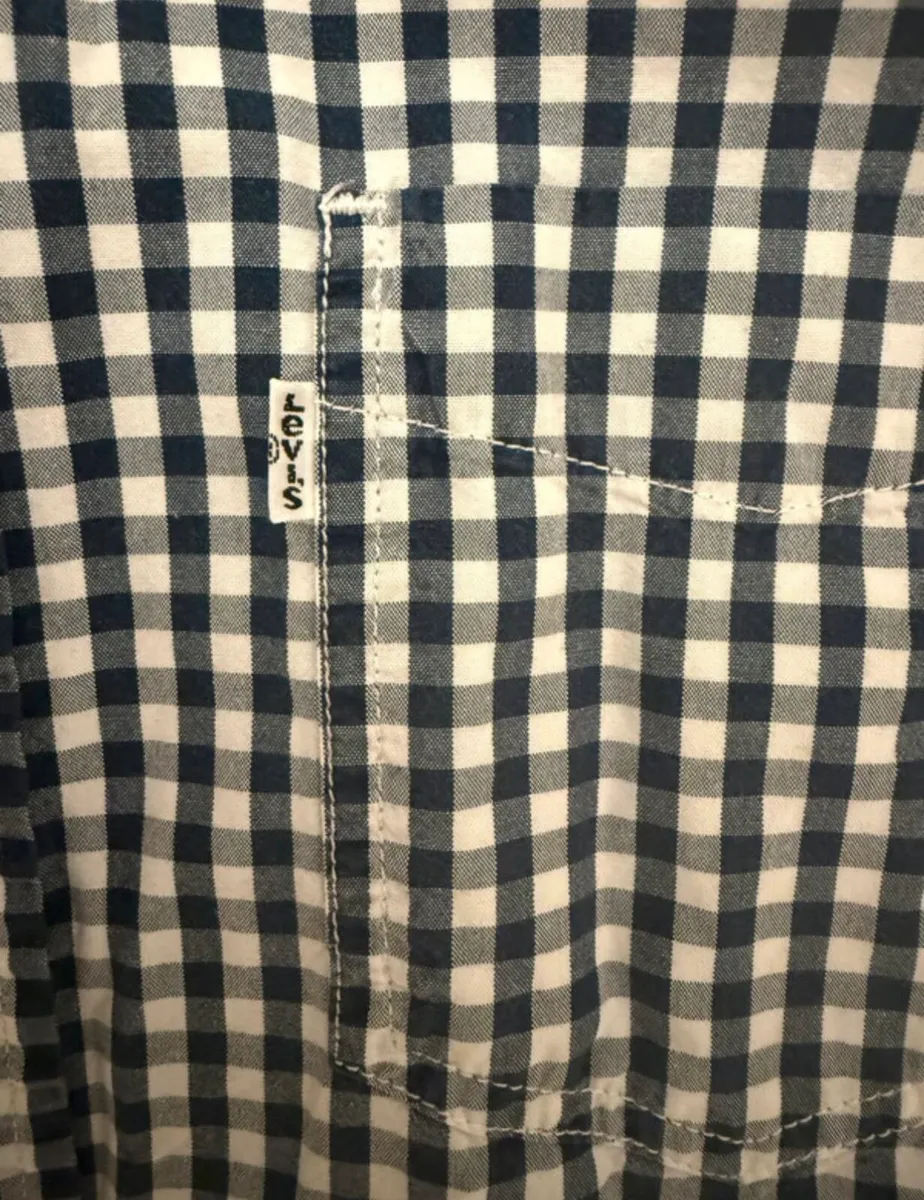 Levi’s Men’s Large Shirt - great condition - Image 2