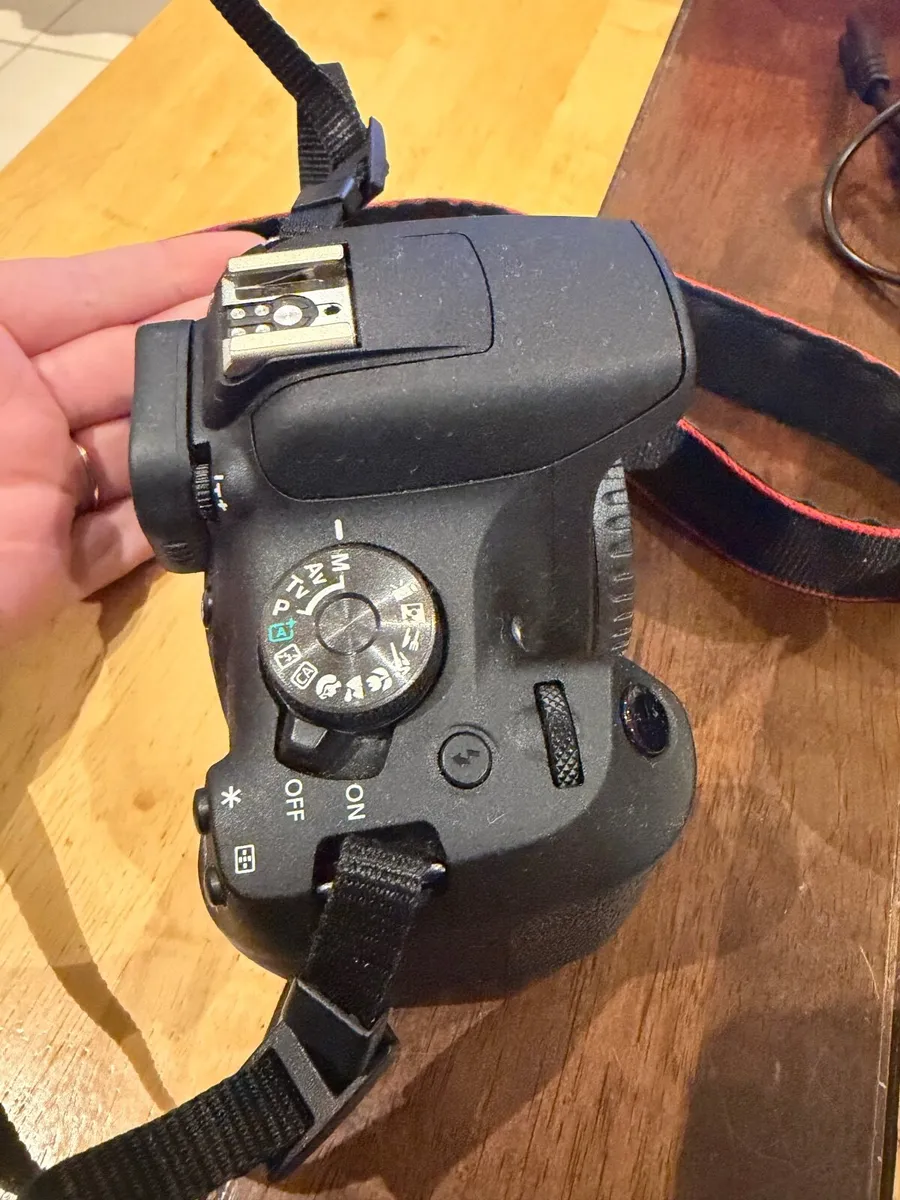 Canon EOS 2000 D Camera Bundle - Image 1