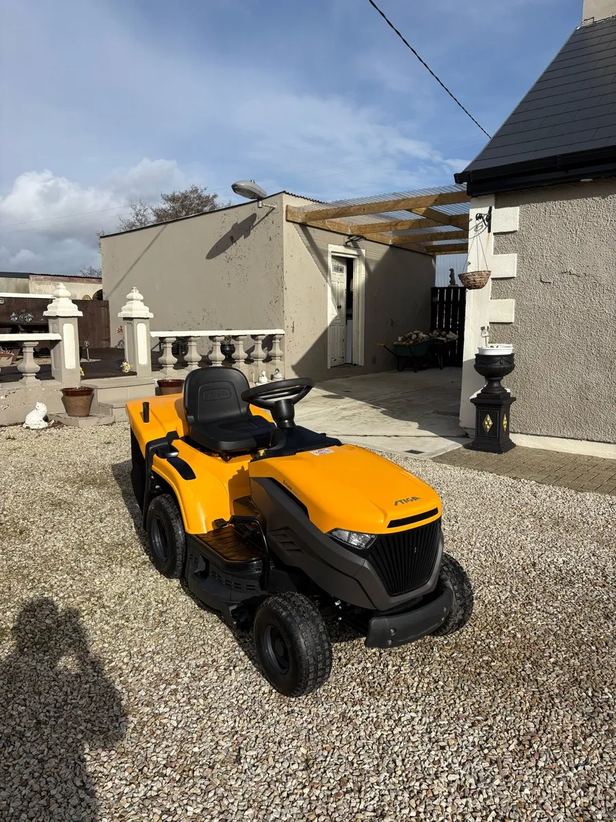 2021 Stiga Ride On Lawnmower - Image 2