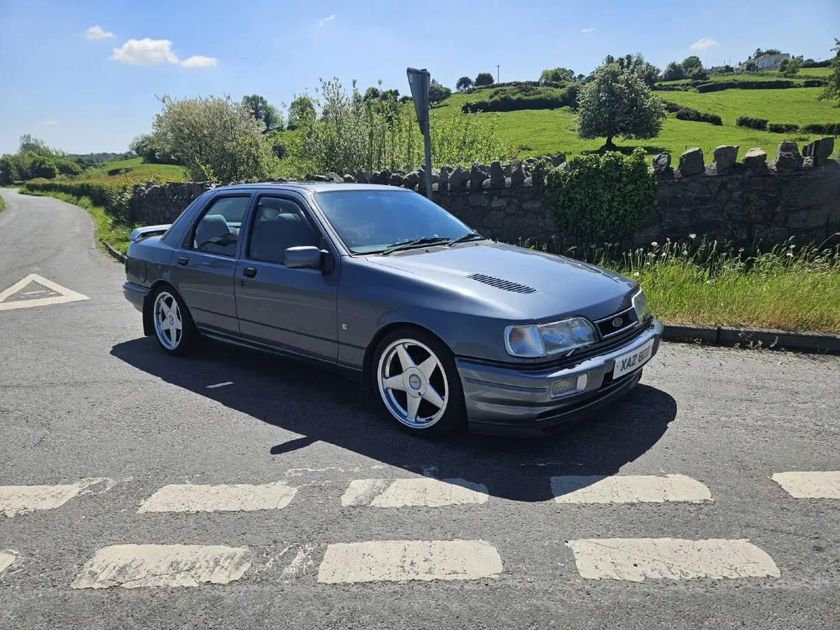 Ford Sierra 1990 - Image 1