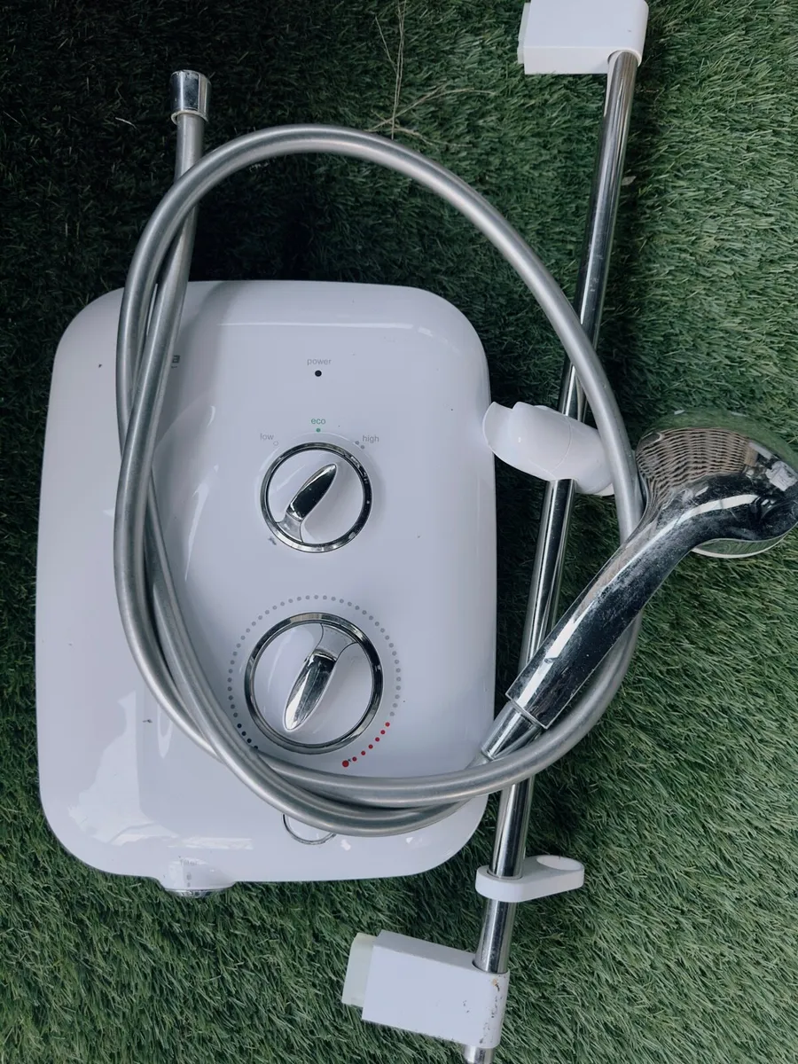 Mira shower tank water - Image 1