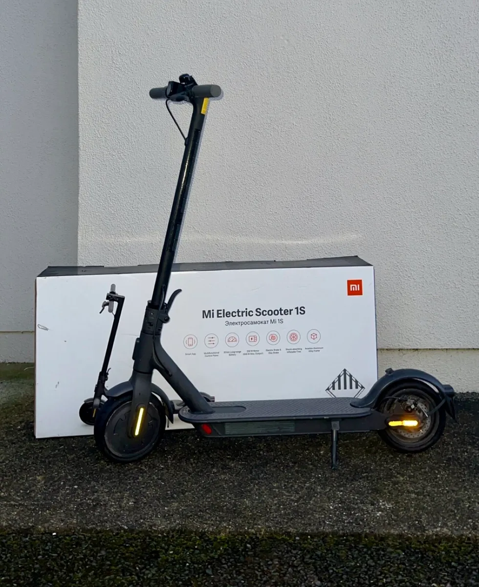 Xiaomi Mi Electric Scooter 1S - Image 1