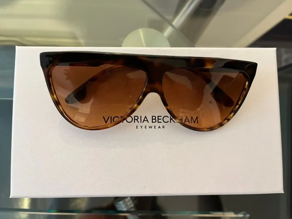 VB Sunglasses - Never worn! - Image 1
