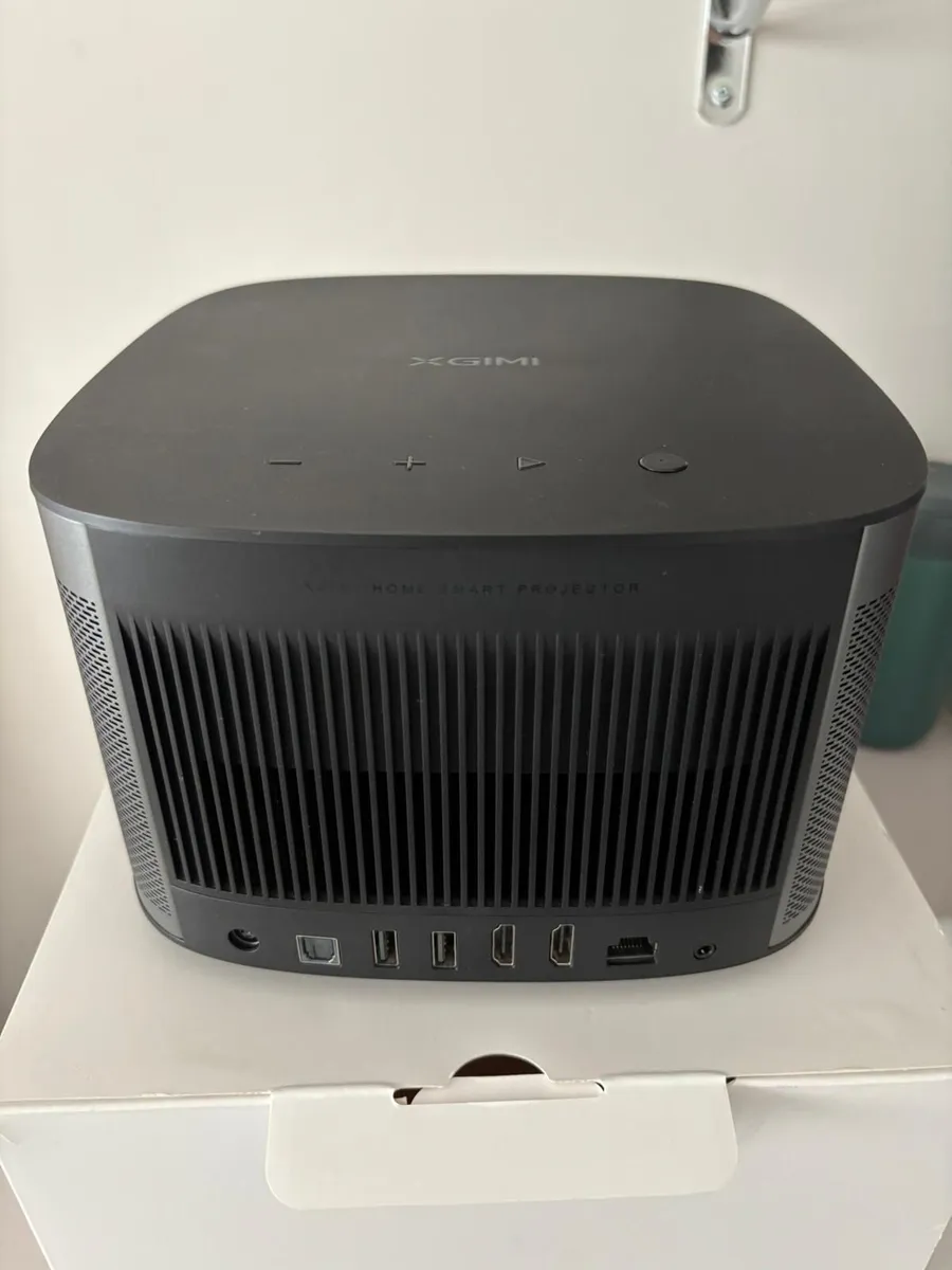 XGIMI Horizon 1080p Smart Projector - Image 4