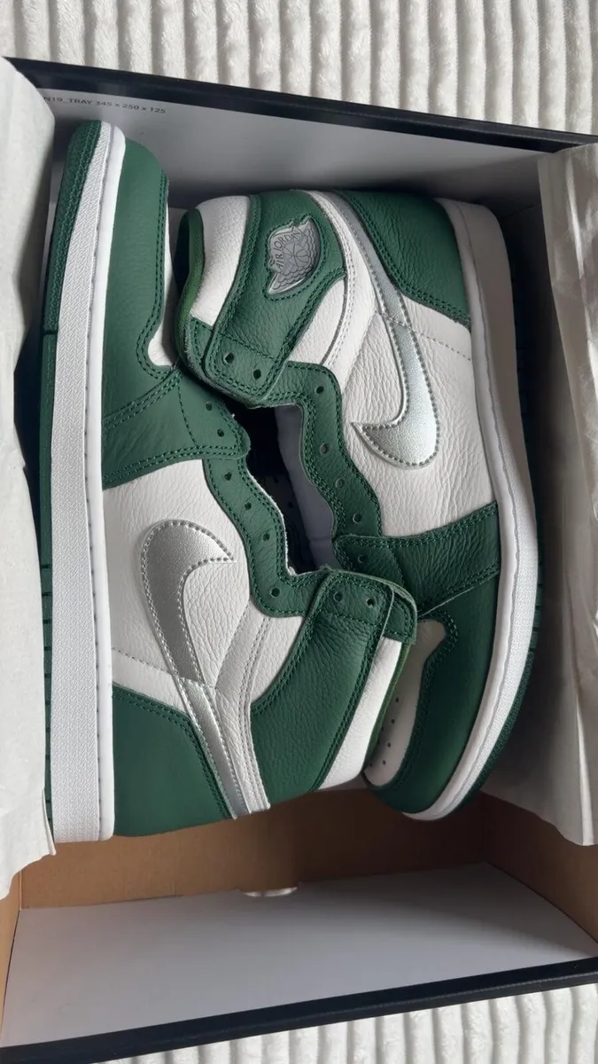 Nike shoes clearance - Image 1