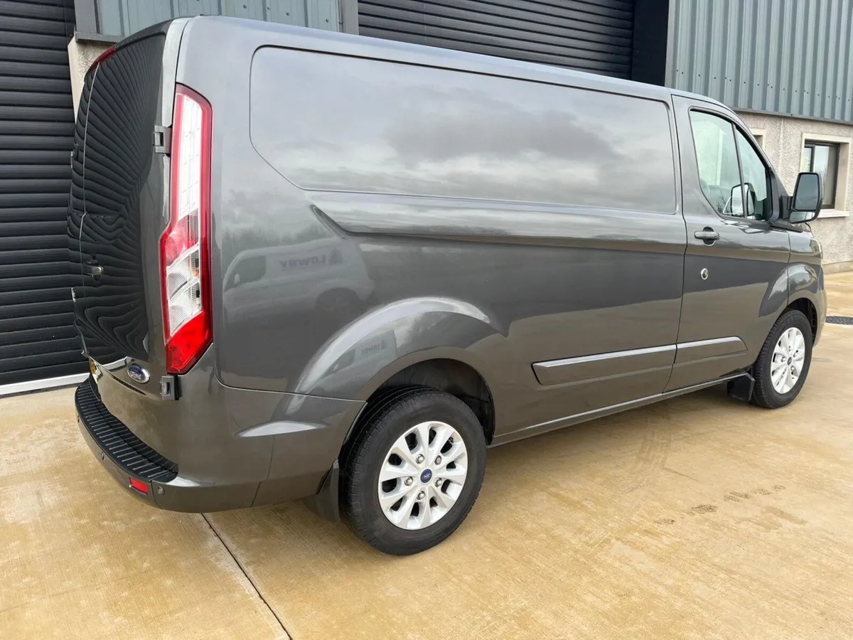 Ford Transit Custom 2022 - Image 3