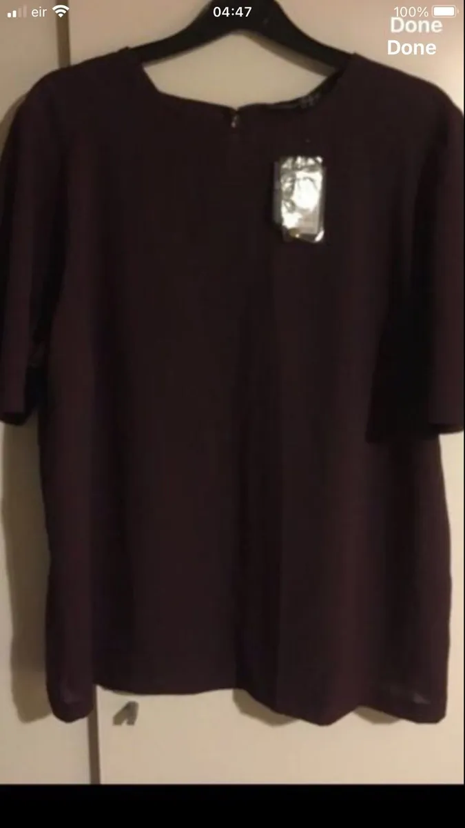 Ladies BNWT top size 16 €8 - Image 4