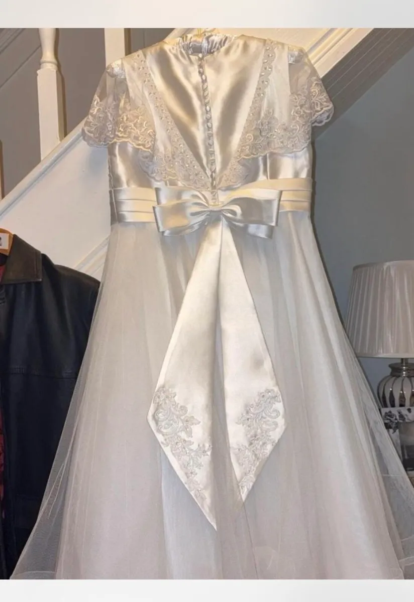 Communion dress - Image 1