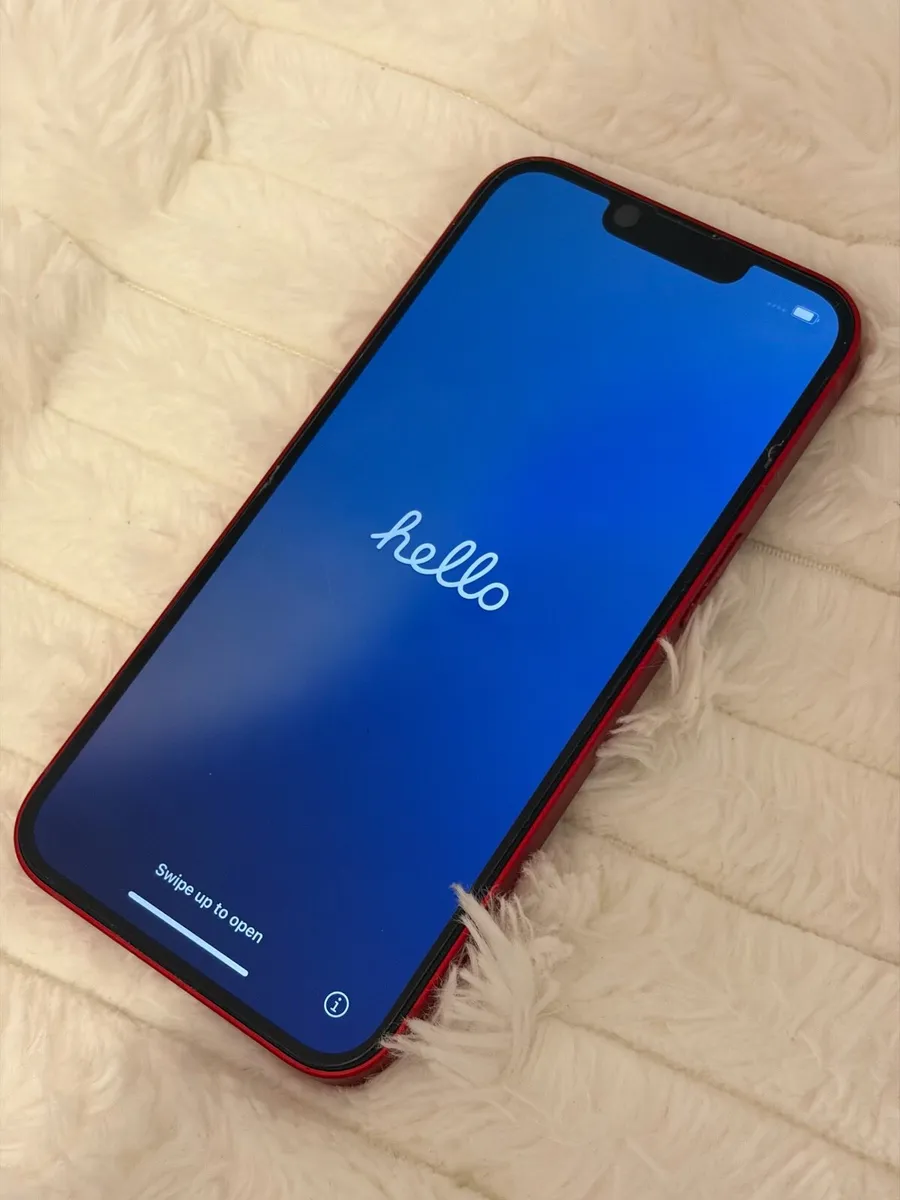 iPhone 13 red - Image 2