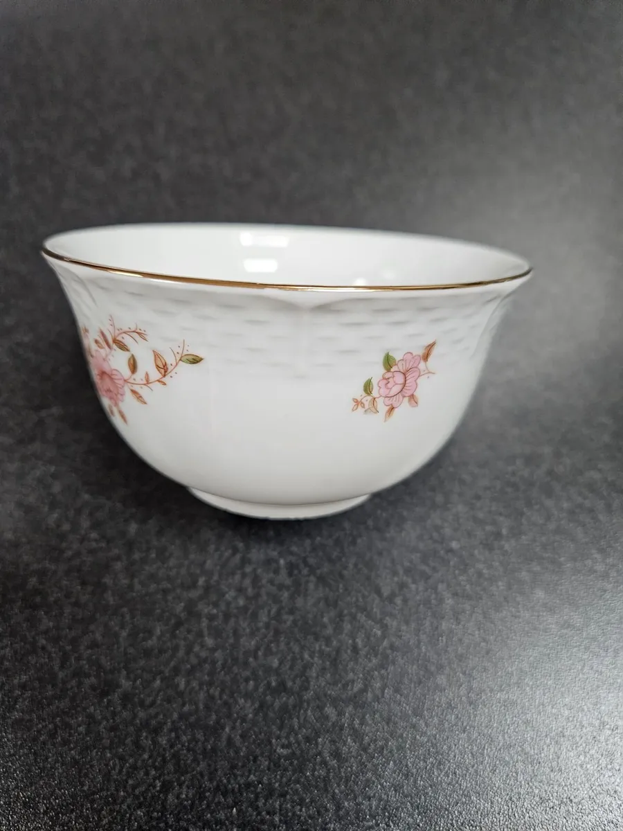 China Jug and Sugar Bowl - Image 3