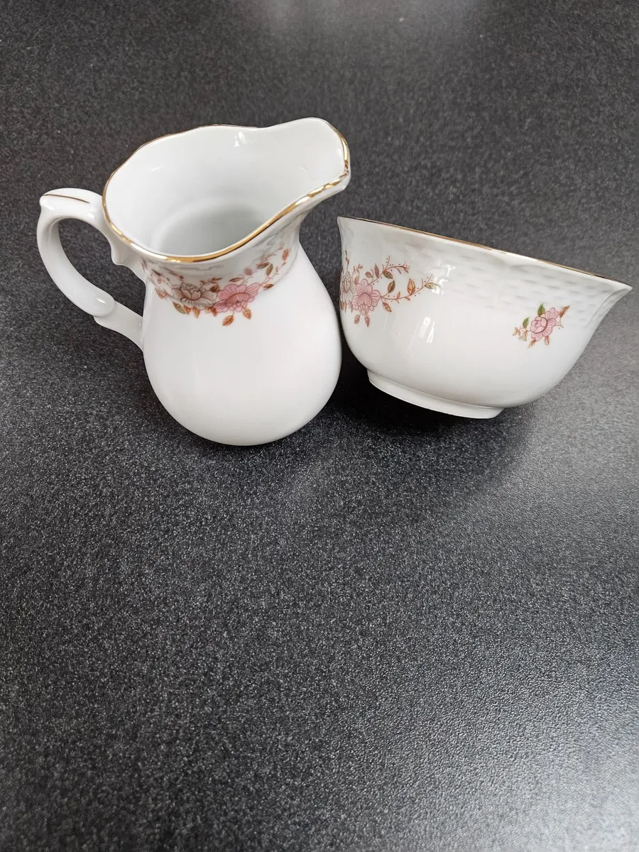 China Jug and Sugar Bowl - Image 1