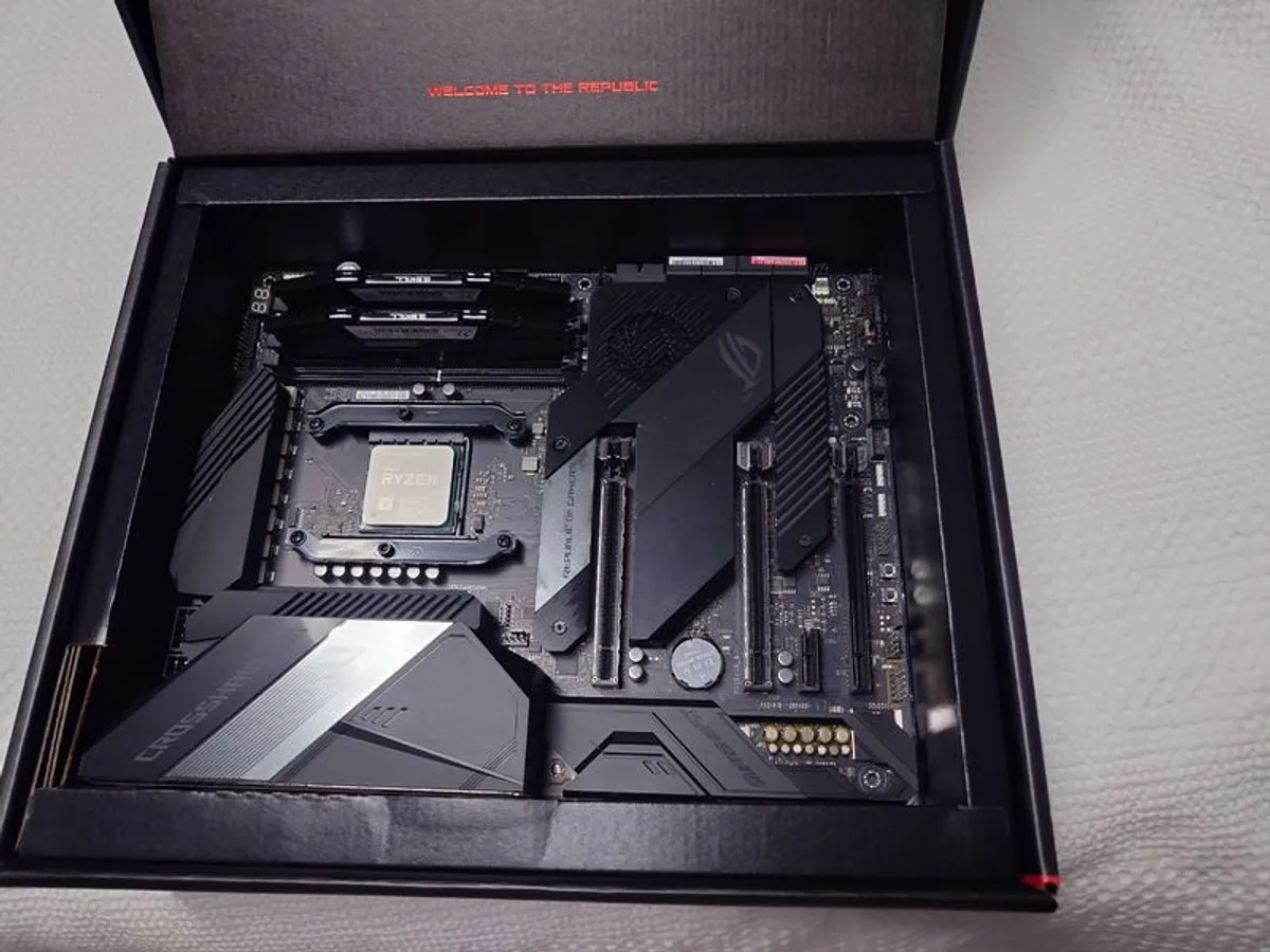 ROG X570 Crosshair VIII Hero Gskill DDR4 16GB 3600mhz CL14 RAM CPU Ryzen 7 5800x Processor PC parts - Image 1