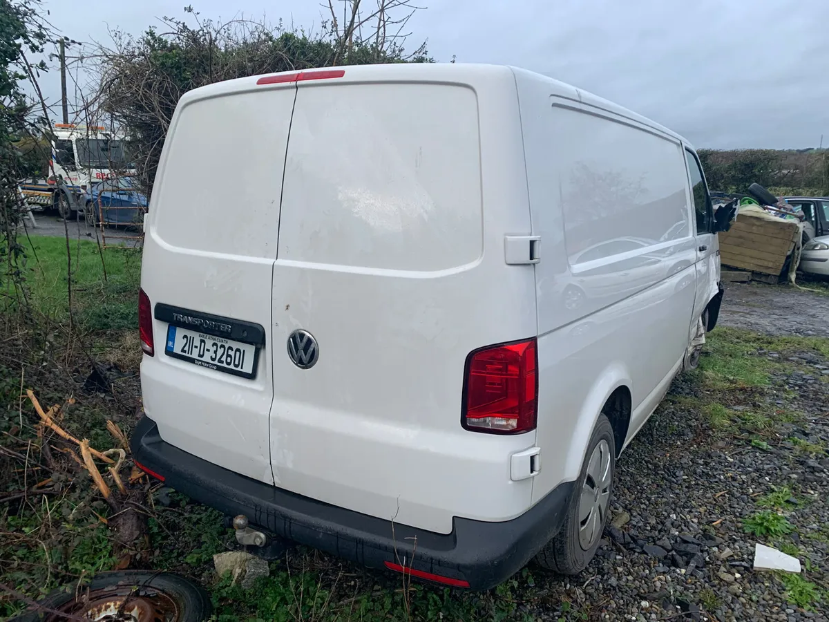 211 VW TRANSPORTER VAN - Image 2