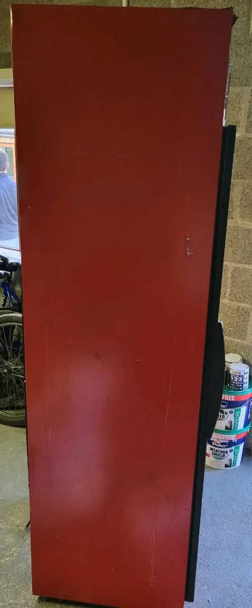 Shop Drinks Cooler - Image 3