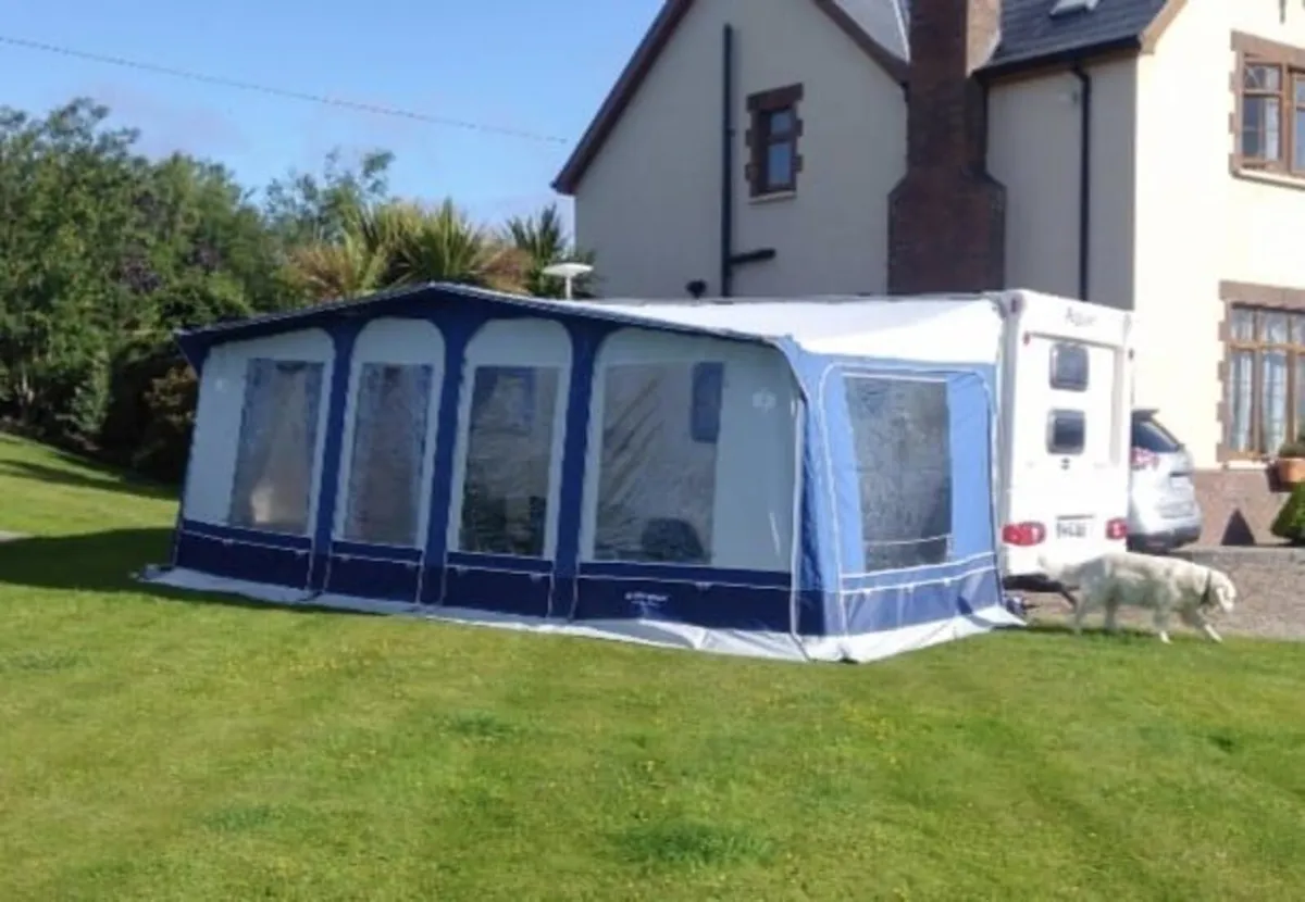 Caravan Bailey Pageant - Image 2