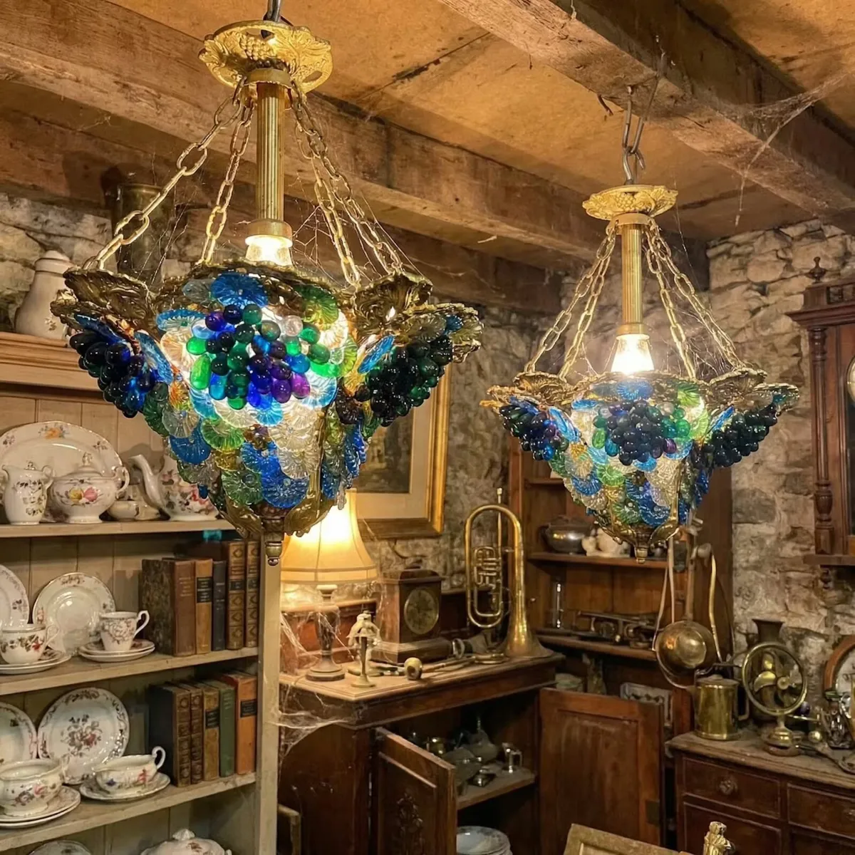 Old Brass and glass light with flowers and grapes - Image 4