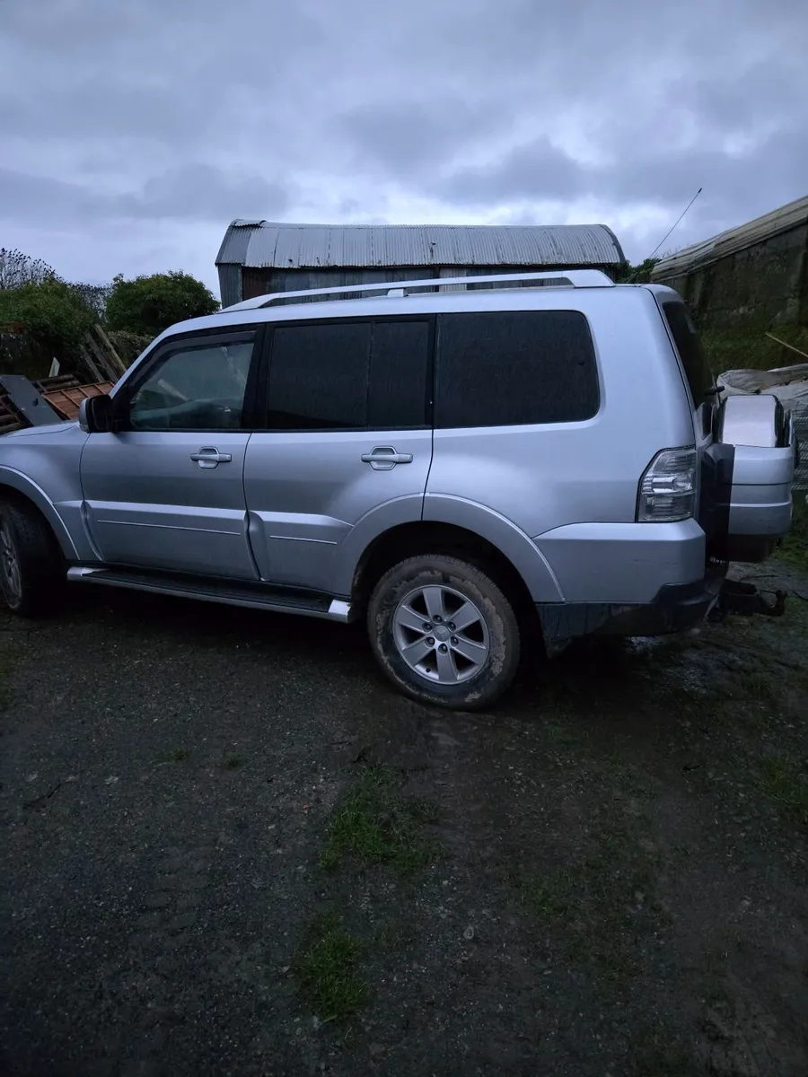 Mitsubishi pajero 3.2 - Image 3