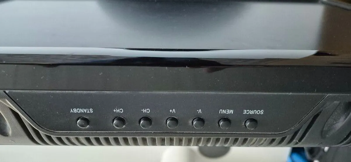 21 inch TV - Image 3