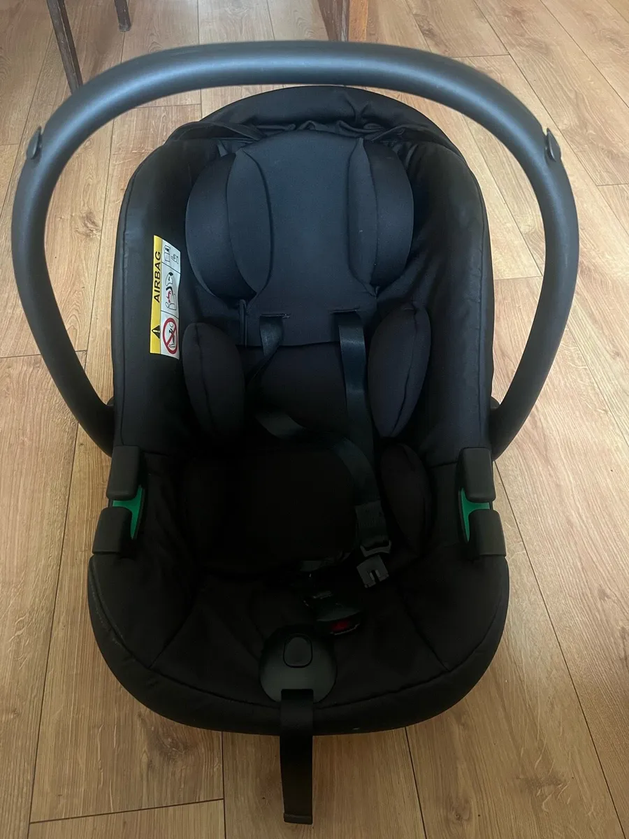 Car seat - Image 1