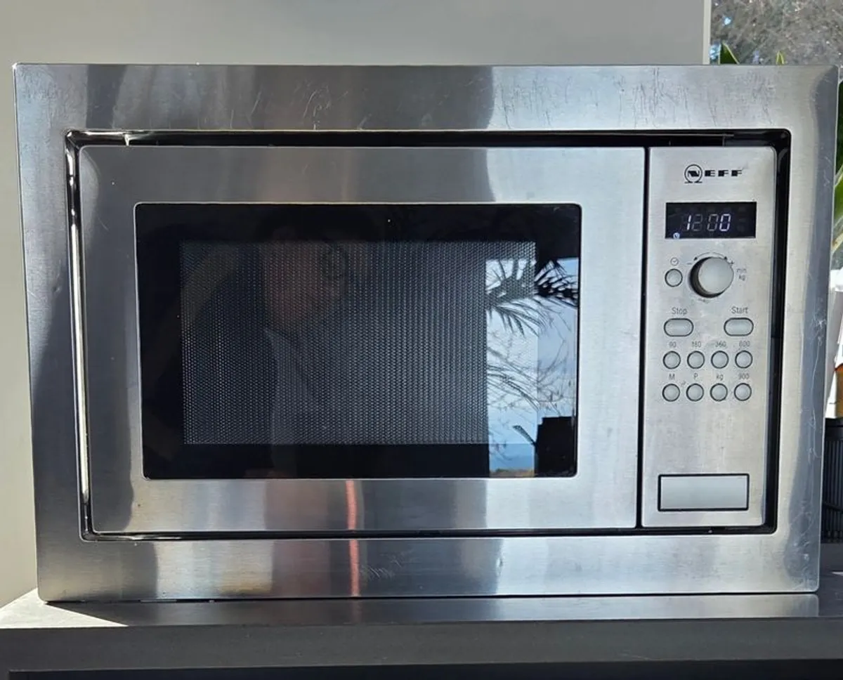 Neff Built in Microwave - Image 1