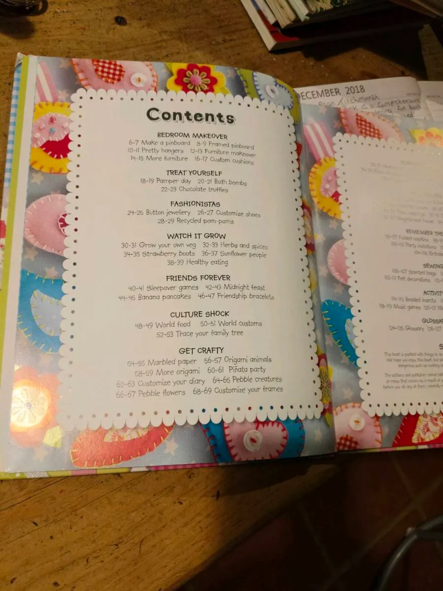 The Girls book of Crafts and Activities. New Never - Image 4