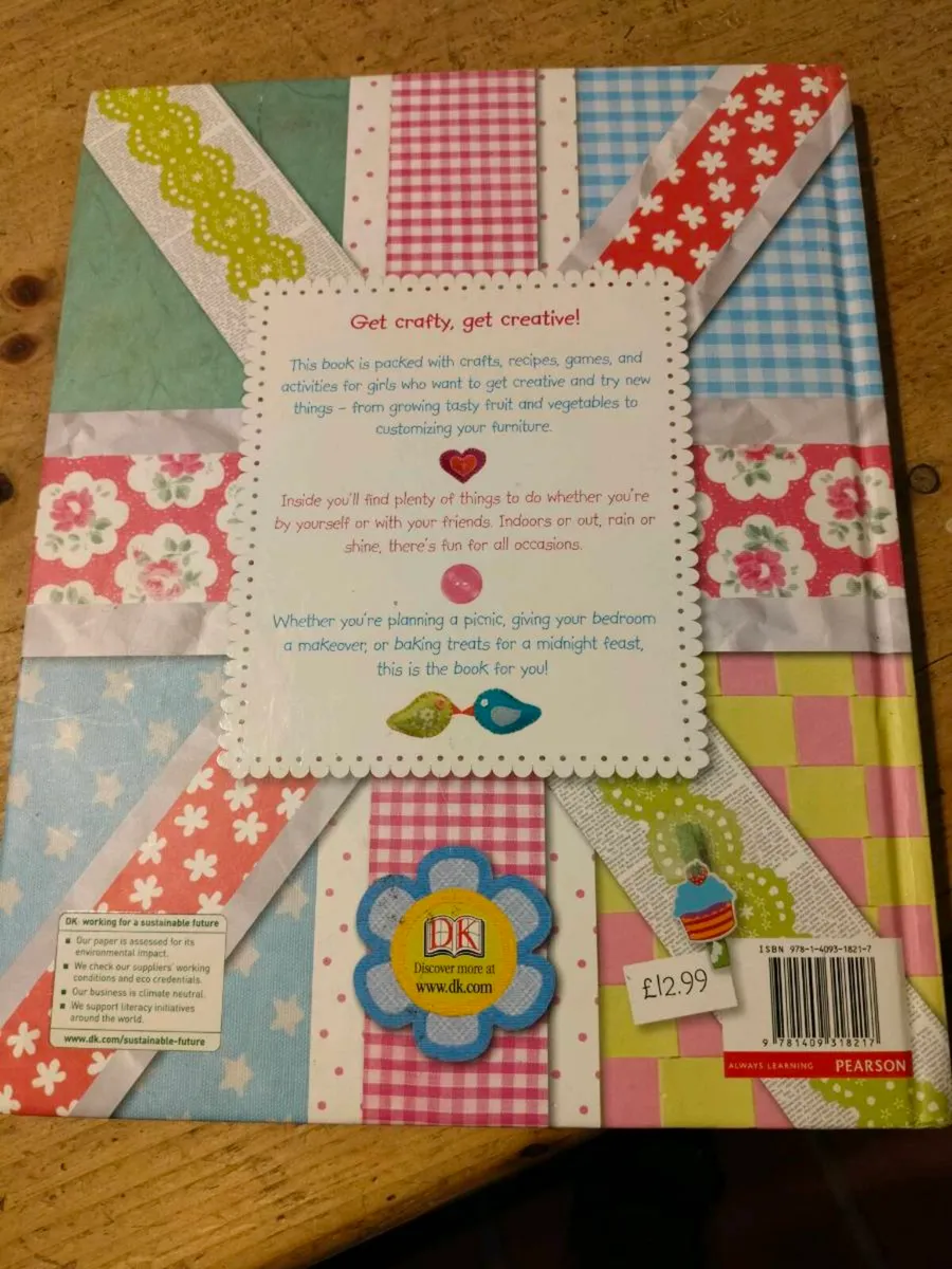The Girls book of Crafts and Activities. New Never - Image 2
