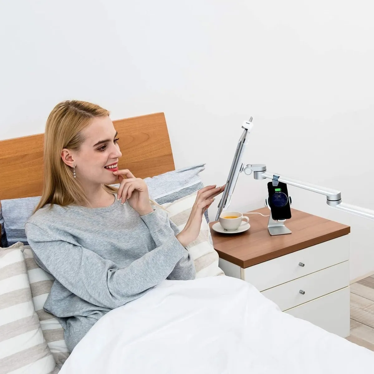 3 in 1 360º Rotating Height Adjustable Laptop - Image 2