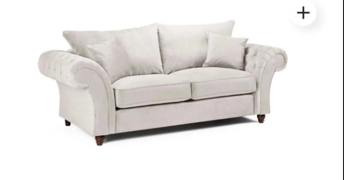 3 seater couch - Image 1